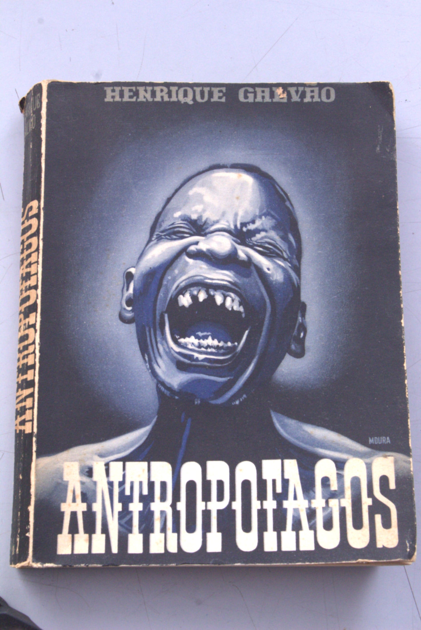 Coleção de Livros: Antropofagos de Henrique Galvão